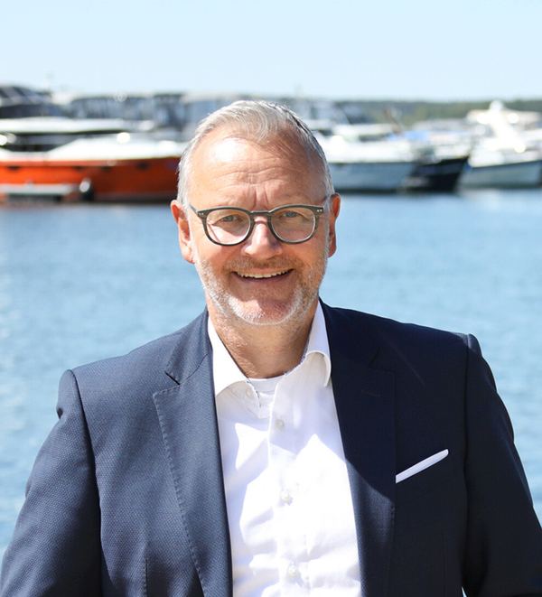 Carsten Scholz – Immobilienmakler Evernest, Ansprechpartner für die Ferien-Maisonette am Fleesensee